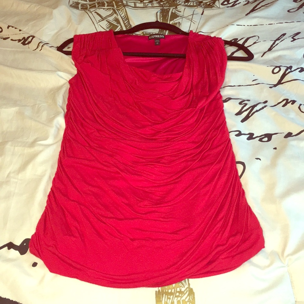 Express scoop neck tank